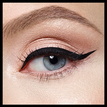 Covergirl Social Selling